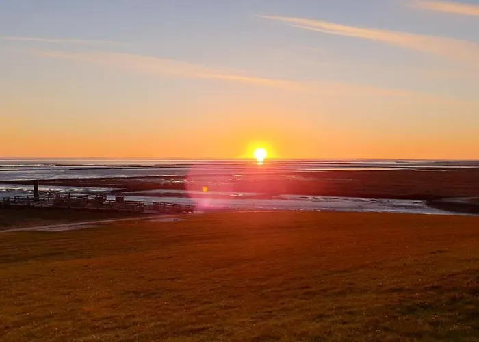 Wohnmobilstellplatz Hemenswarft An Der Nordsee - Meerblick Emmelsbüll-Horsbüll